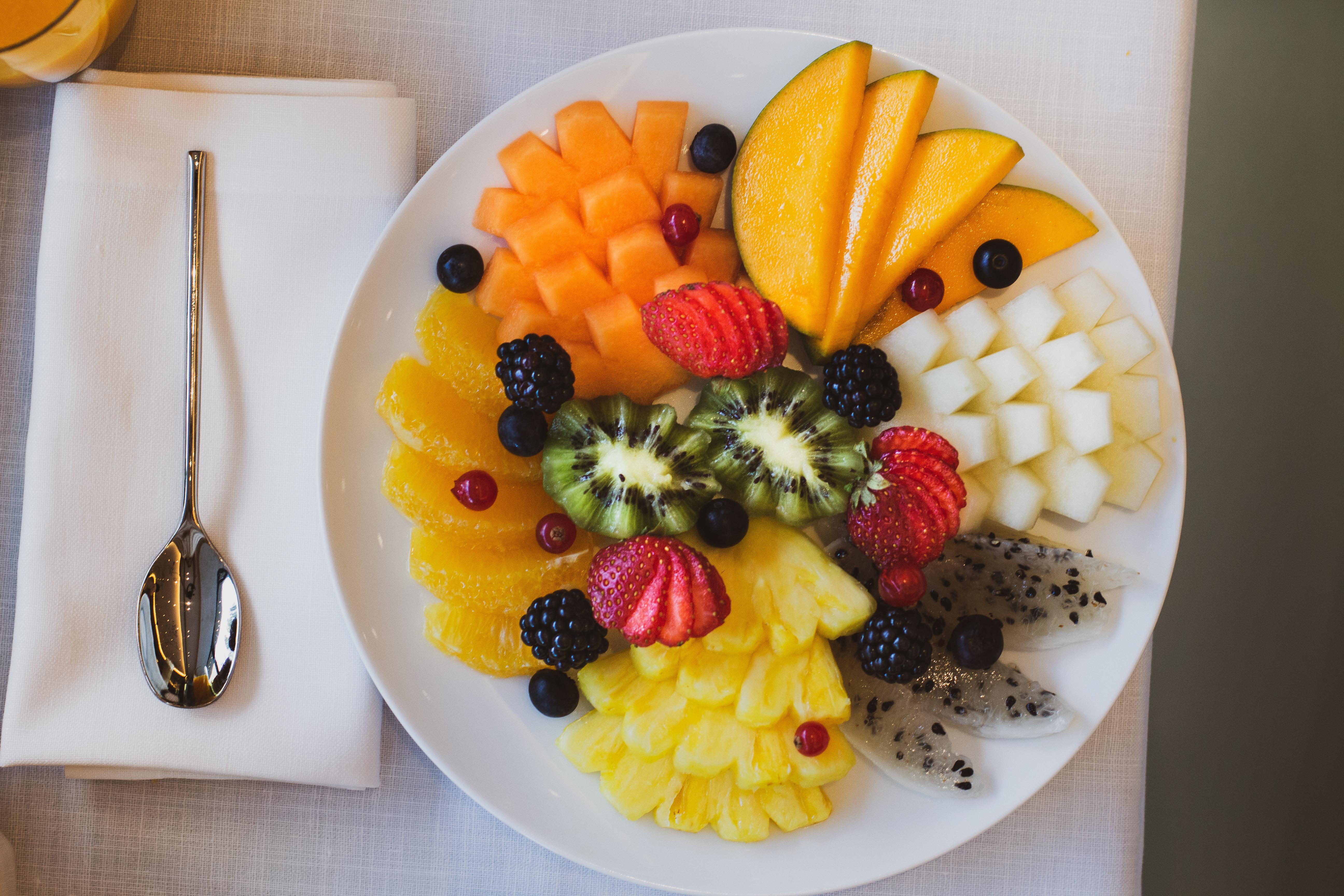 Vp Plaza Espana Design Madrid Luaran gambar Fruit salad